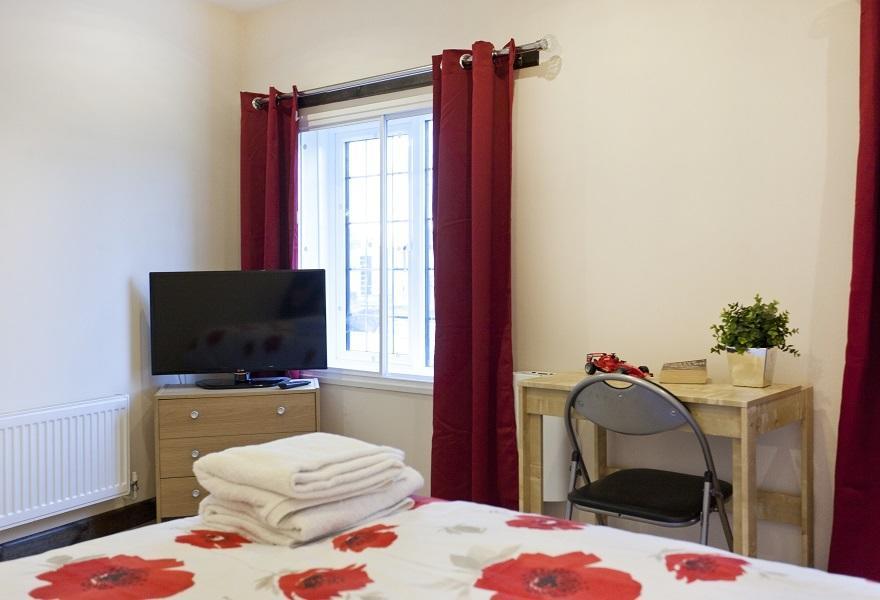 Emporium Apartments - Nottingham City Centre - Your Own Apartment With 3 Bathrooms And Full Kitchen Opposite Victoria Centre Shopping Centre - Cook As You Would At Home - Outdoor Parking For Cars Or Vans At Five Pounds A Day Ruang foto