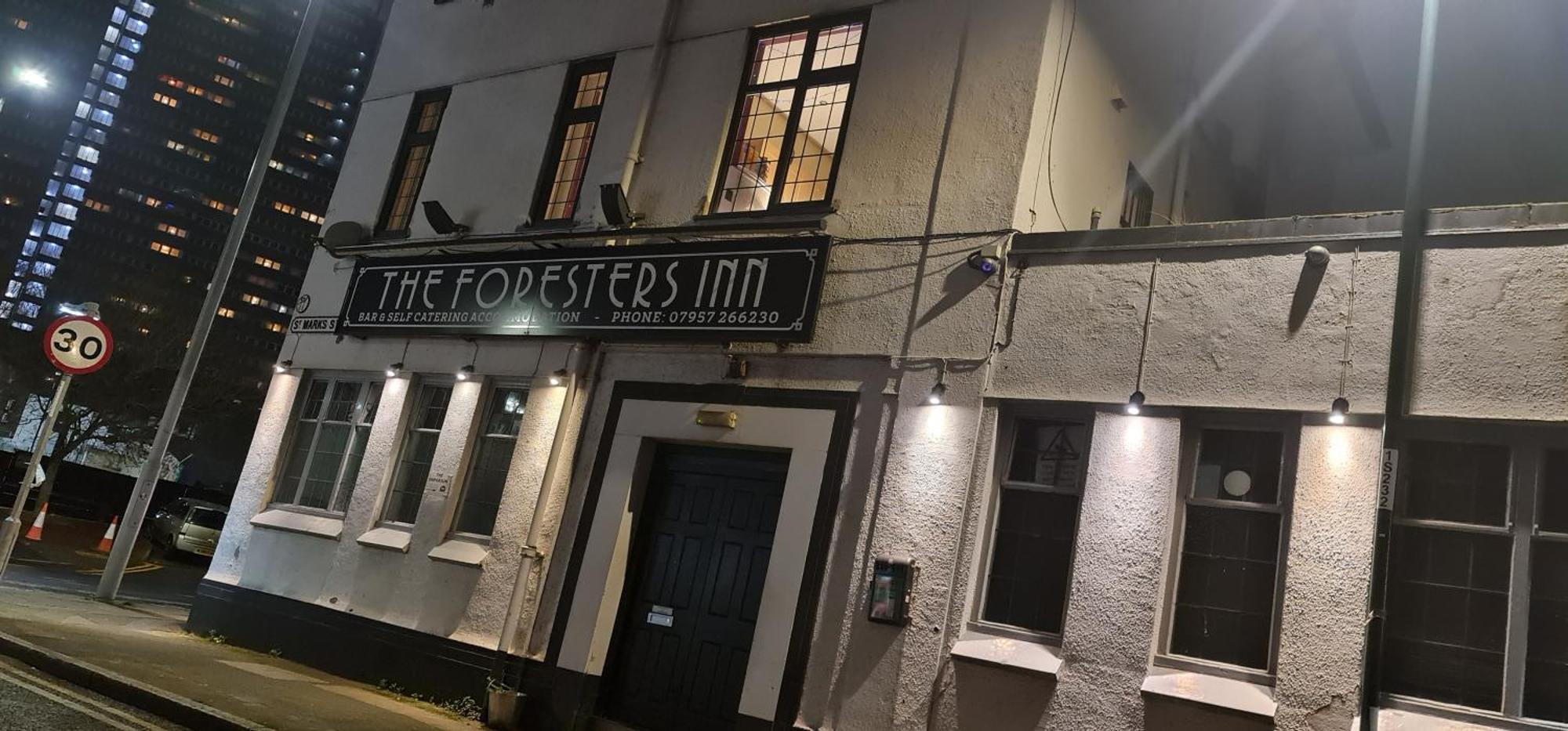 Foresters Inn Apartment - City Centre By Victoria Centre Shopping Centre - Your Own Private 5 Bedrooms Apartment With 3 Bathrooms - Full Kitchen - Outdoor Parking For Cars Or Vans At Five Pounds A Day Nottingham Bagian luar foto