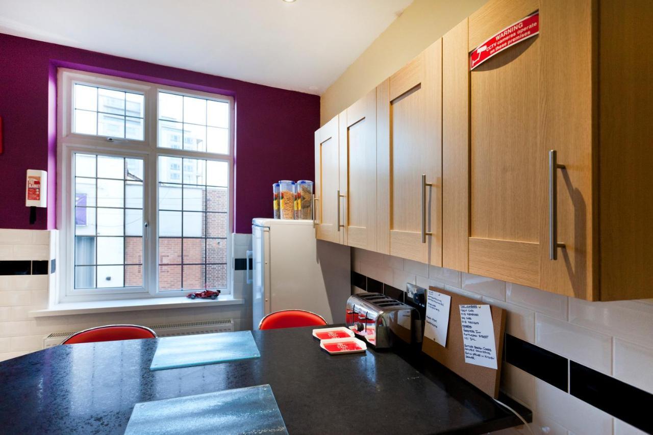 Emporium Apartments - Nottingham City Centre - Your Own Apartment With 3 Bathrooms And Full Kitchen Opposite Victoria Centre Shopping Centre - Cook As You Would At Home - Outdoor Parking For Cars Or Vans At Five Pounds A Day Bagian luar foto